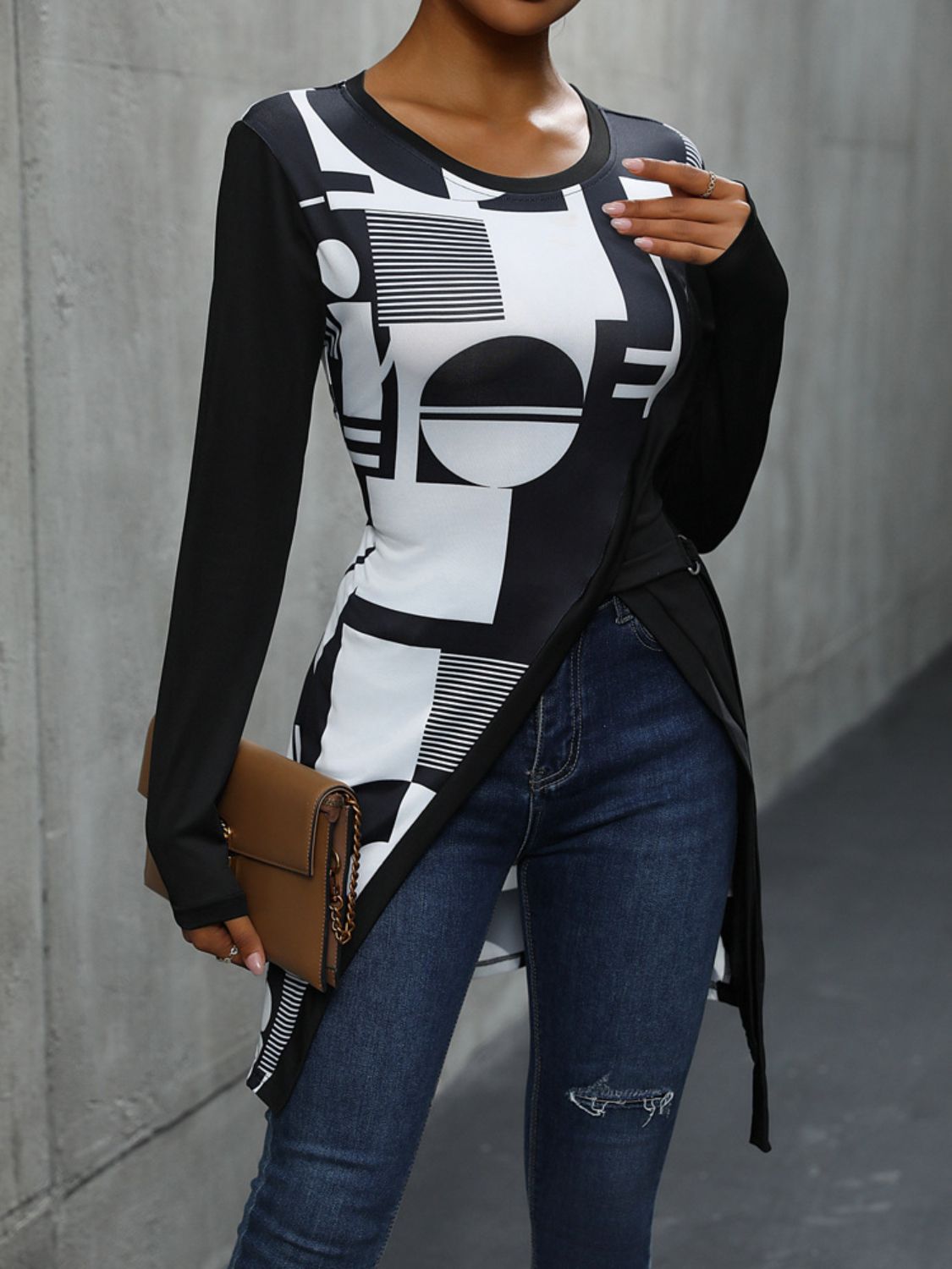 Geometric Round Neck Long Sleeve T-Shirt