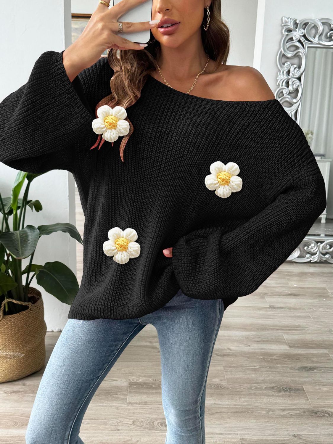 Flower Round Neck Long Sleeve Sweater