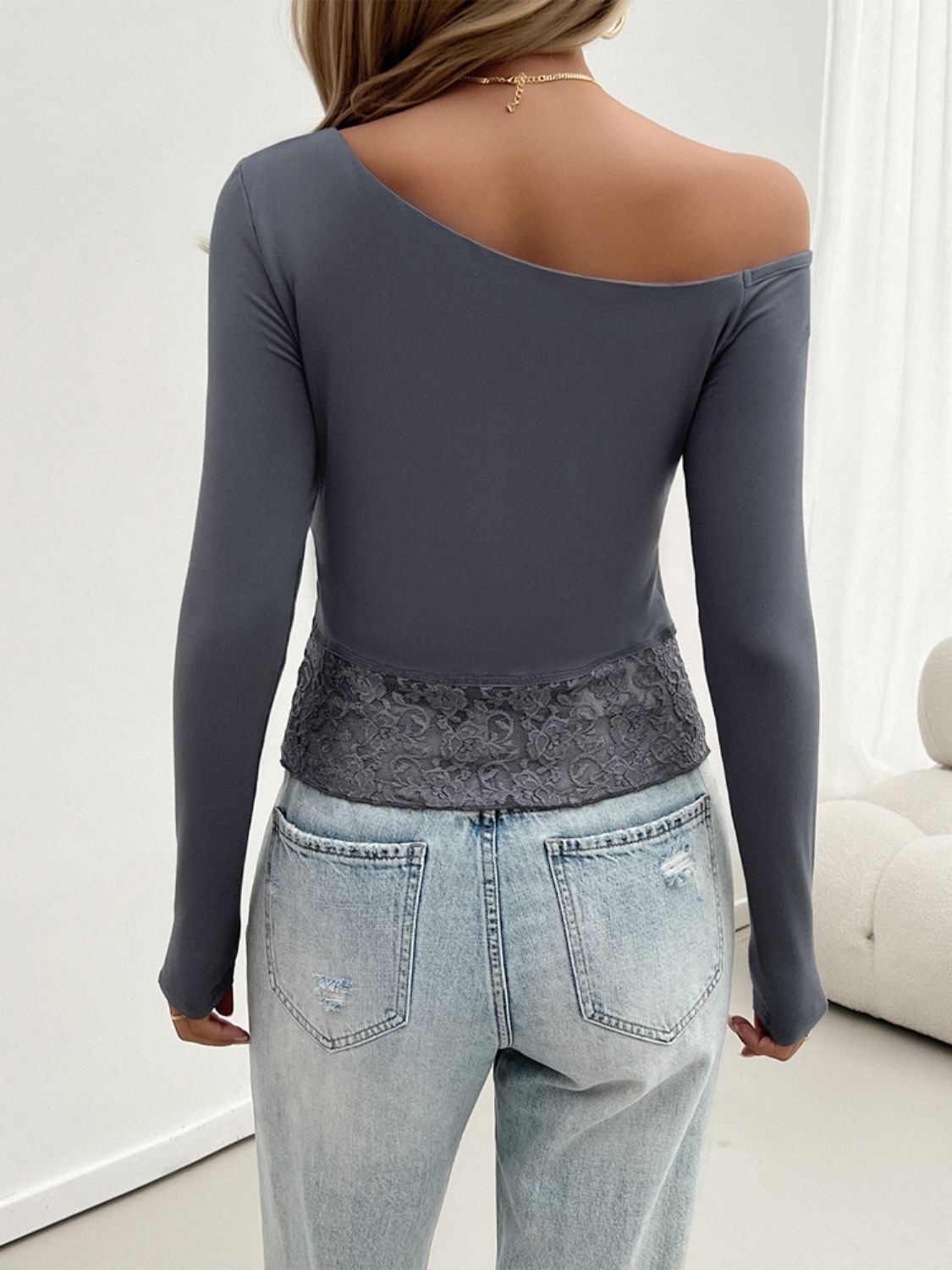 Single Shoulder Long Sleeve Lace T-Shirt