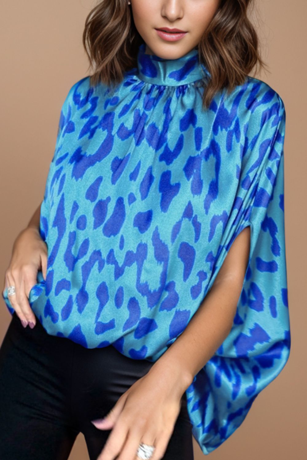 Printed Turtleneck Half Sleeve Blouse