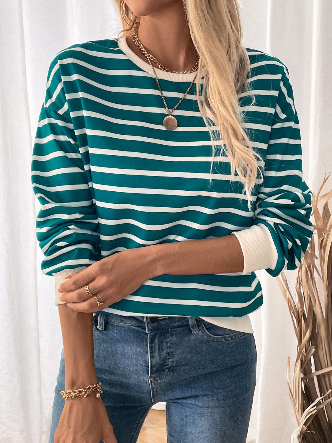 Perfee Striped Contrast Round Neck Long Sleeve Sweatshirt