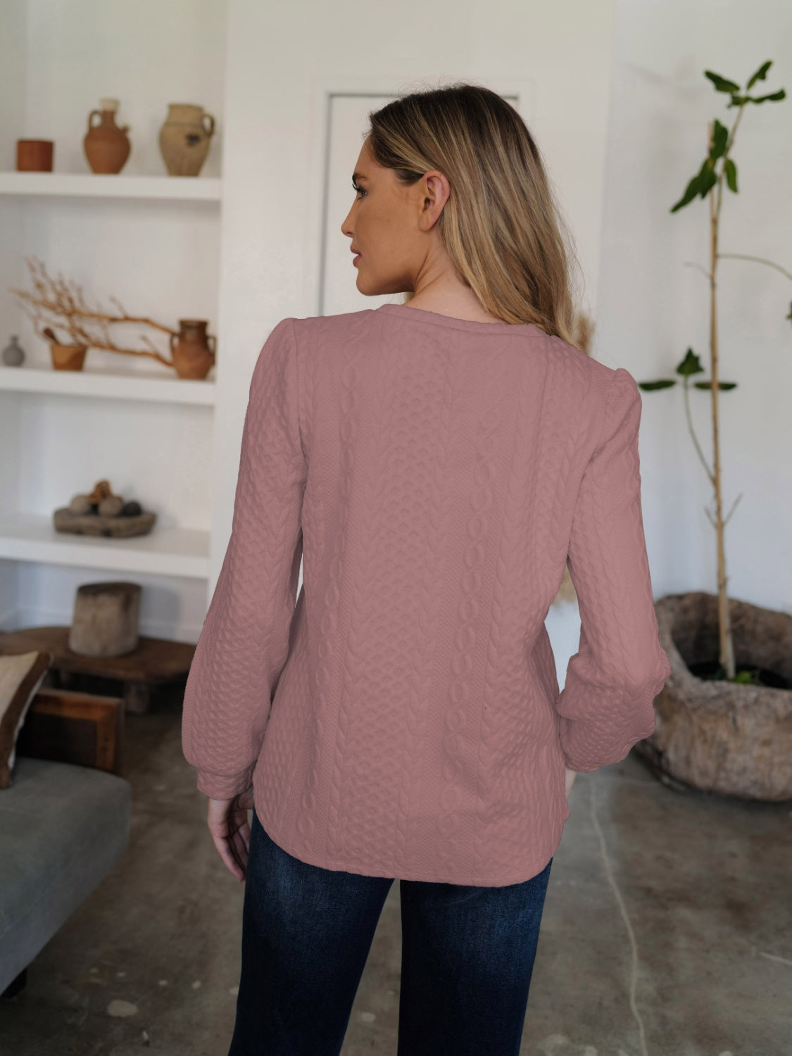 Textured Round Neck Long Sleeve Sweatshirt