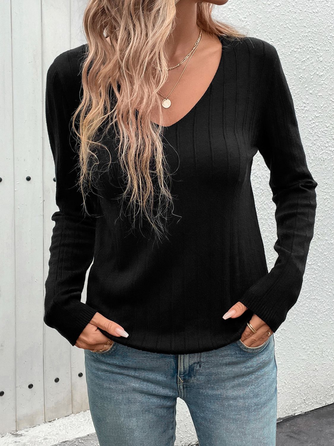 V-Neck Long Sleeve Knit Top