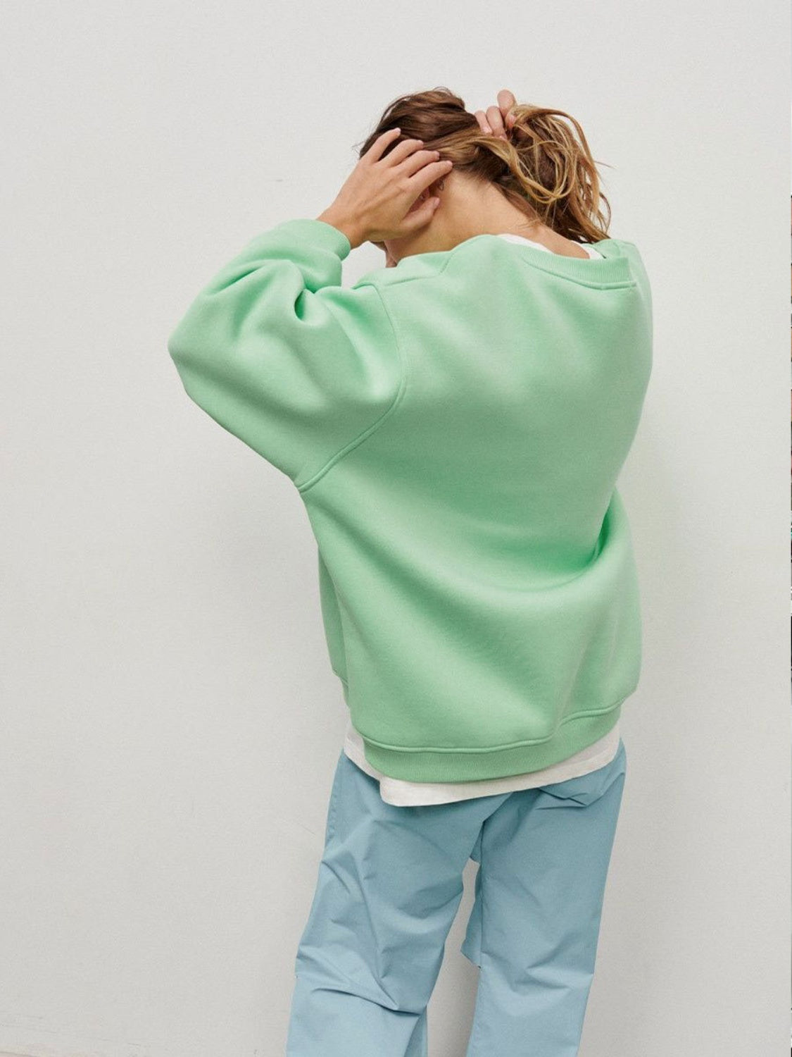 Oversize Round Neck Dropped Shoulder Sweatshirt